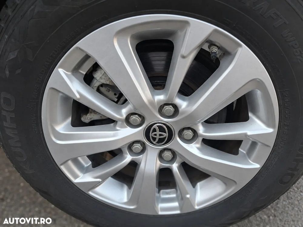 Toyota Yaris Cross - 17