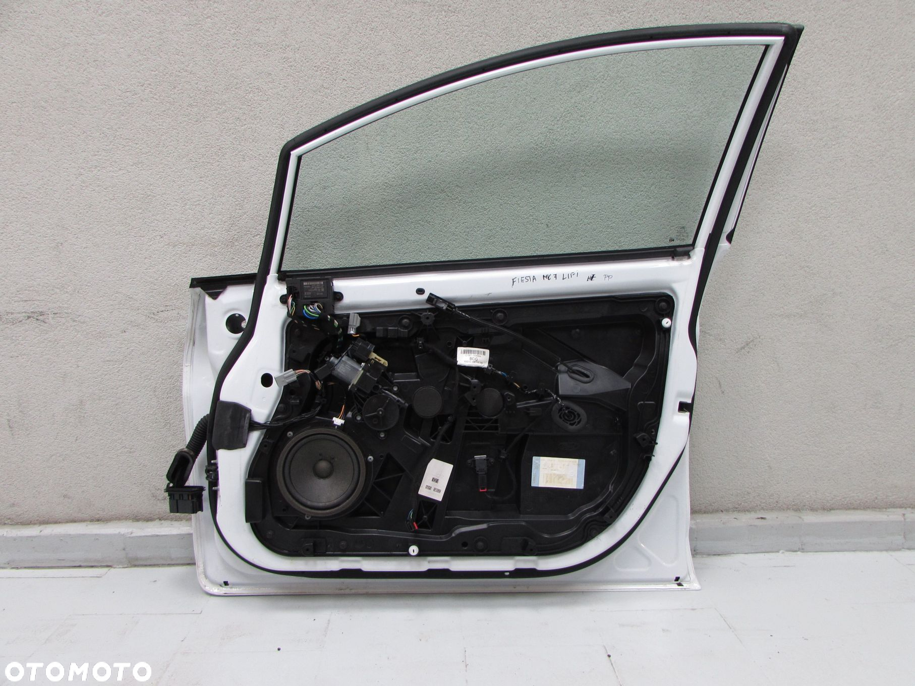 FORD FIESTA MK7 VII LIFT 12-17 DRZWI PRZOD PRAWE KPL FROZEN WHITE H7 DO ZALOZENIA - 10