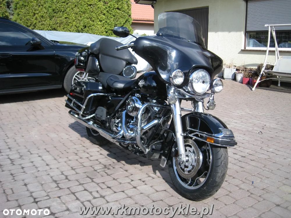 Harley-Davidson FLH Electra Glide - 1