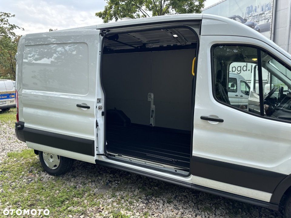 Ford Transit - 21