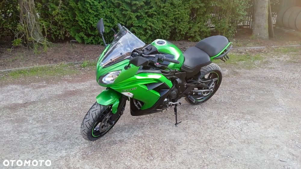 Kawasaki ER - 1