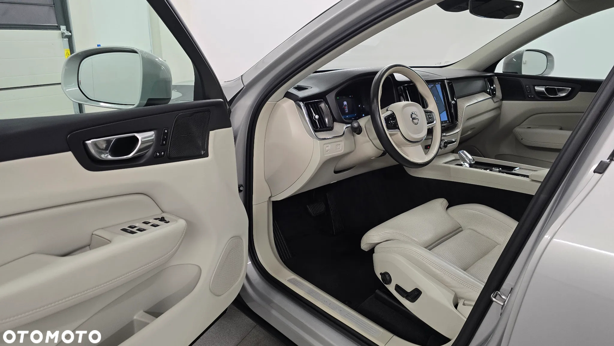 Volvo XC 60 B4 B Geartronic Inscription - 5