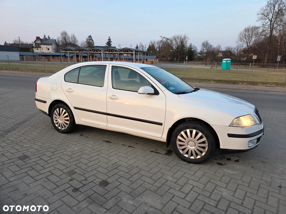 Skoda Octavia 1.9 TDI Ambiente - 4
