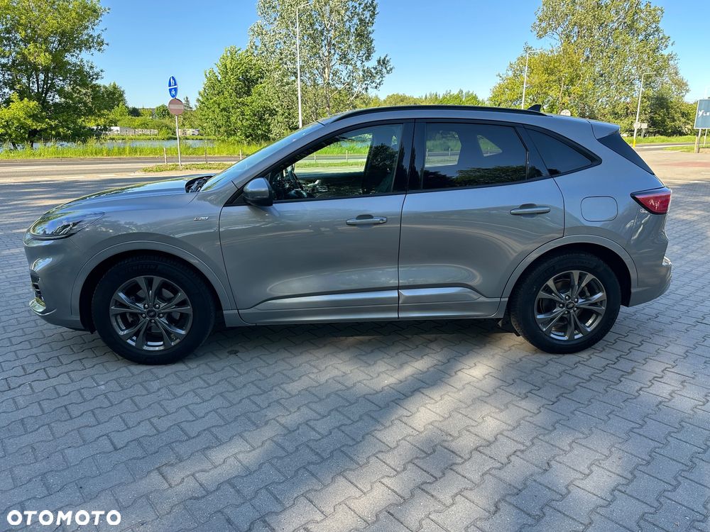 Ford Kuga 1.5 EcoBoost ST-LINE X - 18