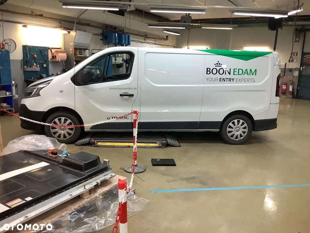 Renault Trafic - 9