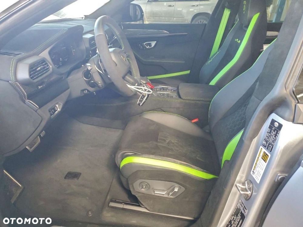 Lamborghini Urus - 7