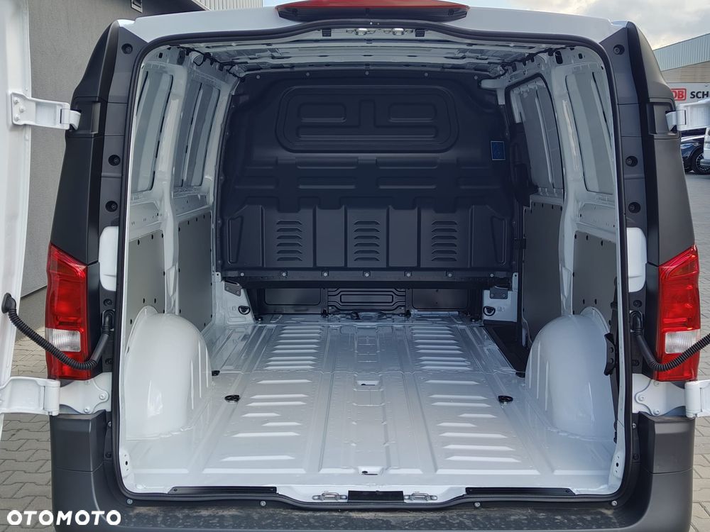 Mercedes-Benz Vito - 15