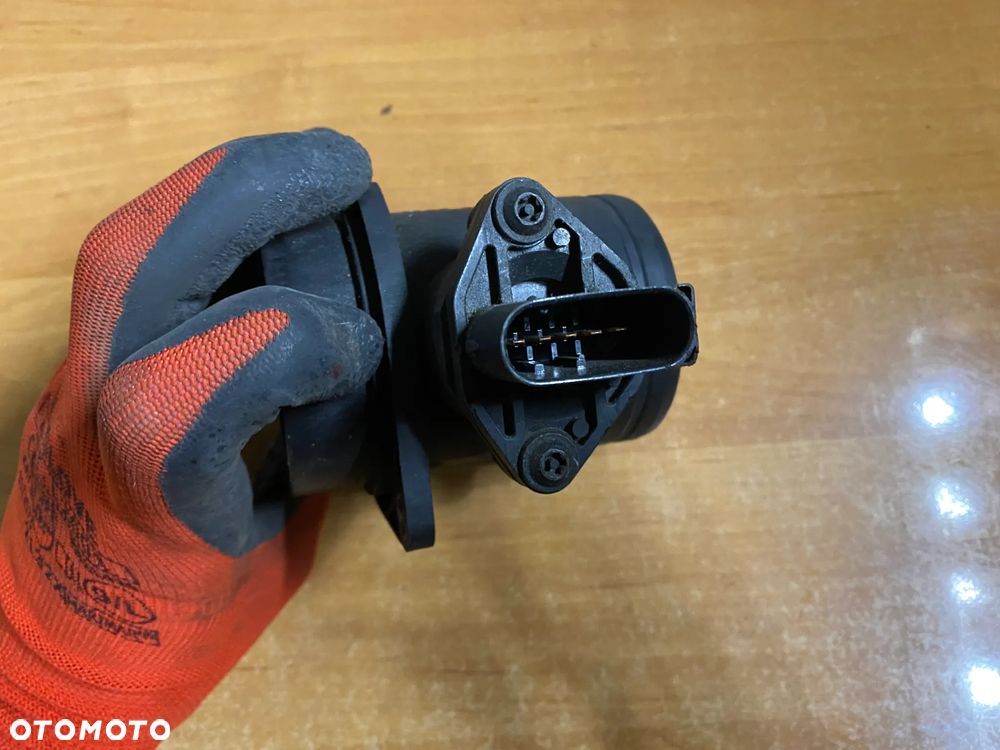 PRZEPŁYWOMIERZ 0280218075 1438687 BMW E46 - 2