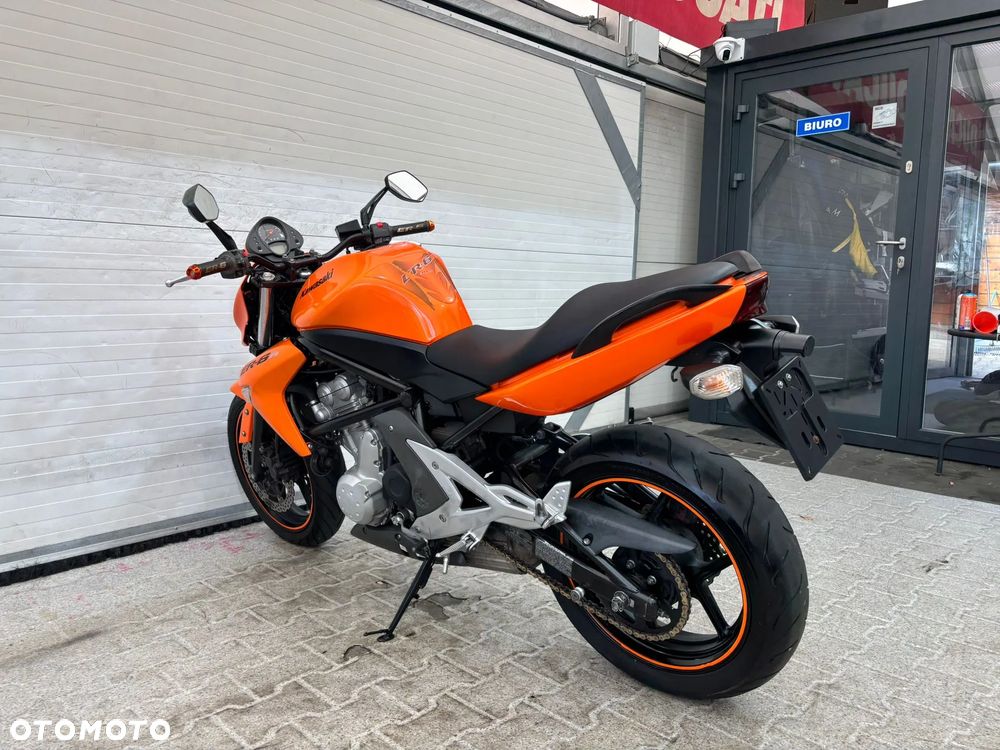 Kawasaki ER - 18