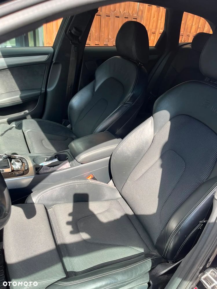 Audi A4 Avant 3.0 TDI Quattro S tronic - 16