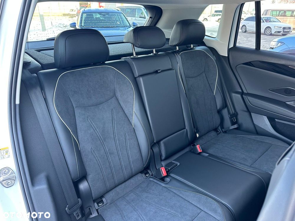 Volkswagen Tiguan - 18