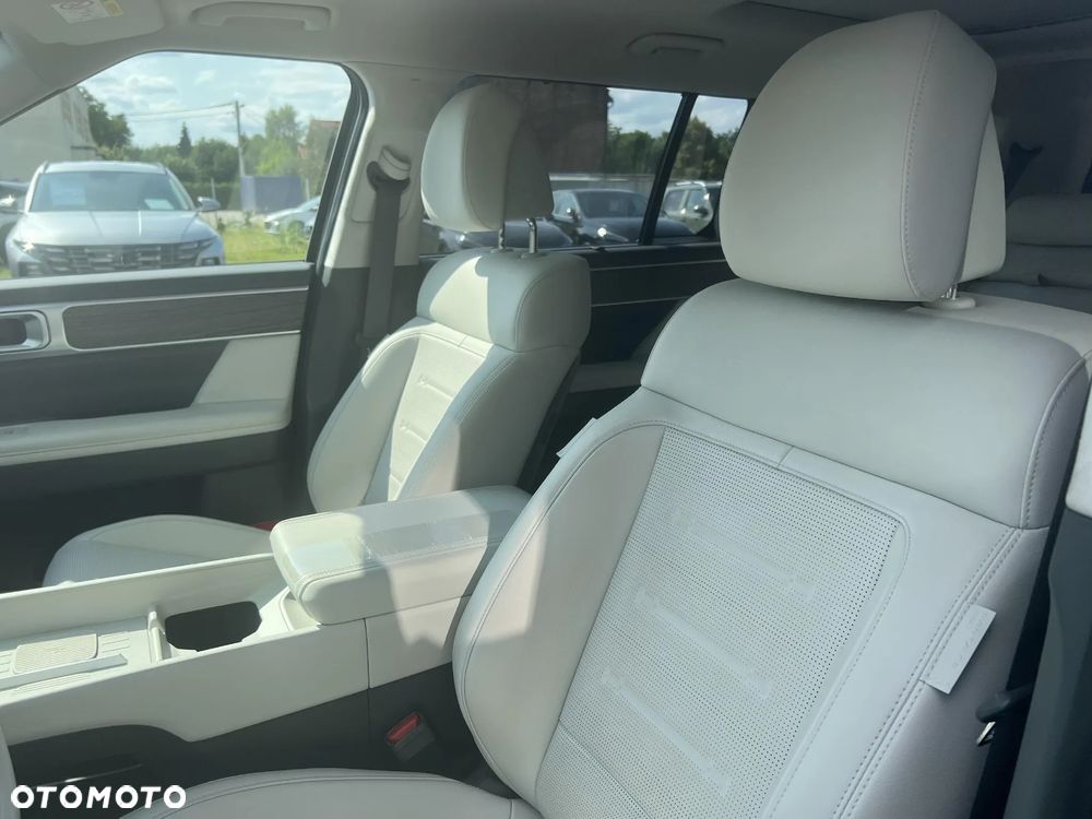 Hyundai Santa Fe - 11