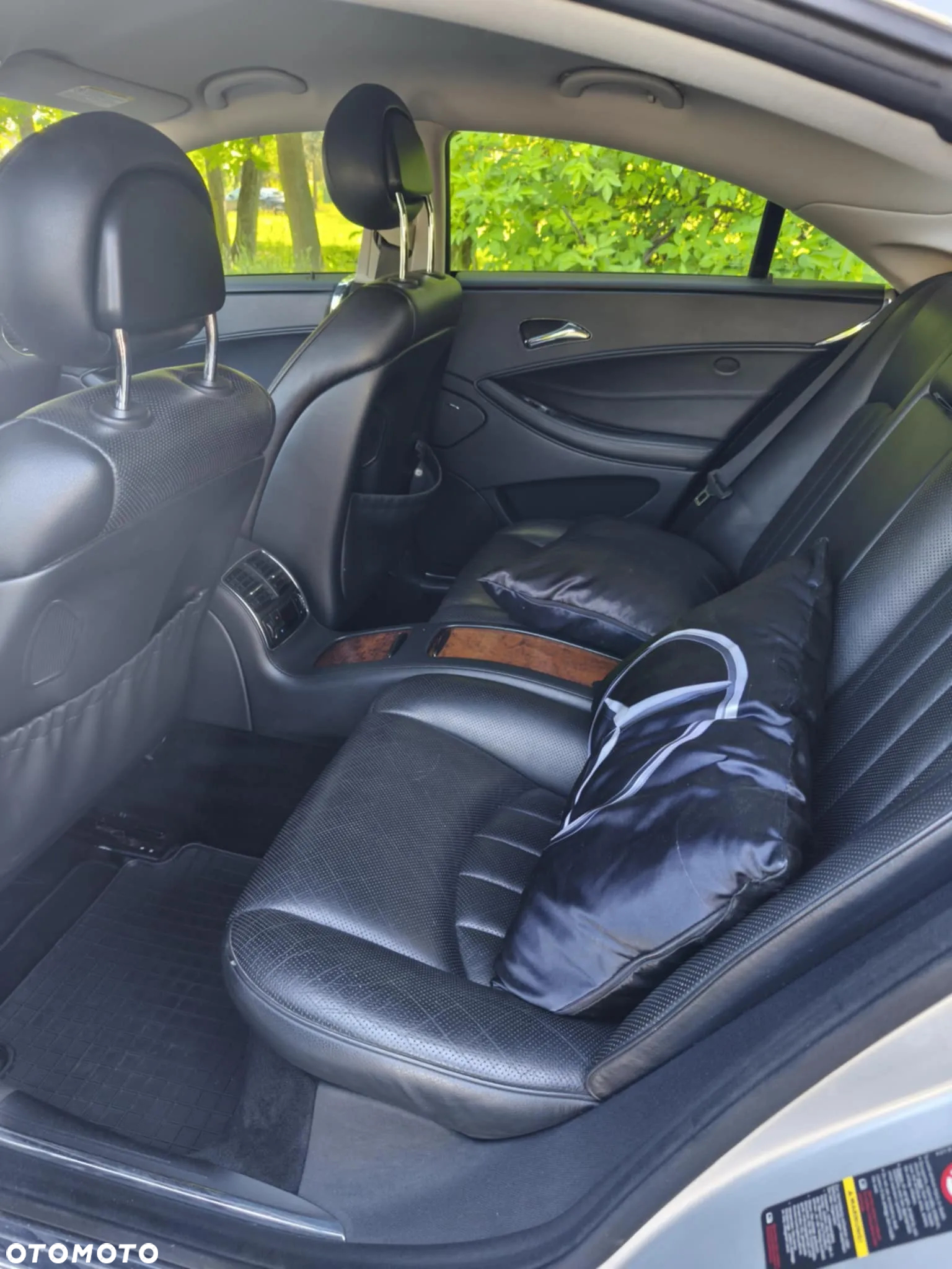 Mercedes-Benz CLS 350 - 2