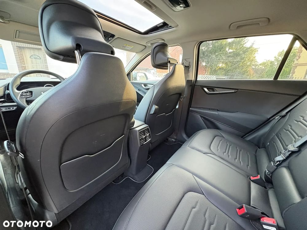 Kia Niro 64kWh L - 9