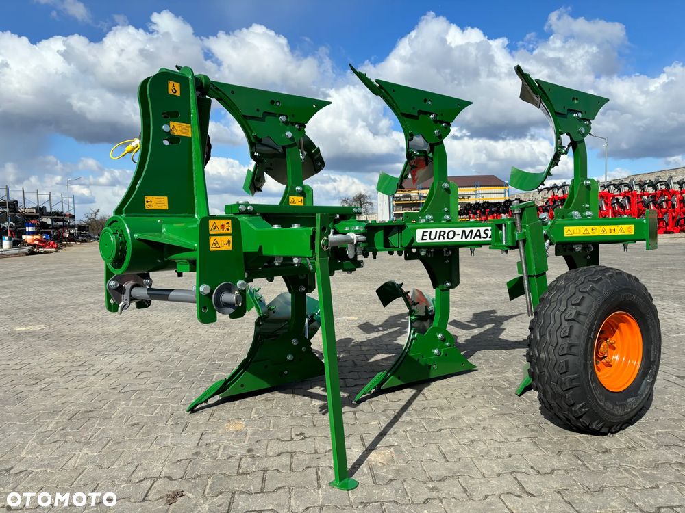 PŁUG OBROTOWY jednobelkowy ZABEZPIECZENIE ZRYWALNE/ kołkowe/ śrubowe odkładnice Kvernelanda 18" siłownik liniowania/kostka pamięci / krój - 10