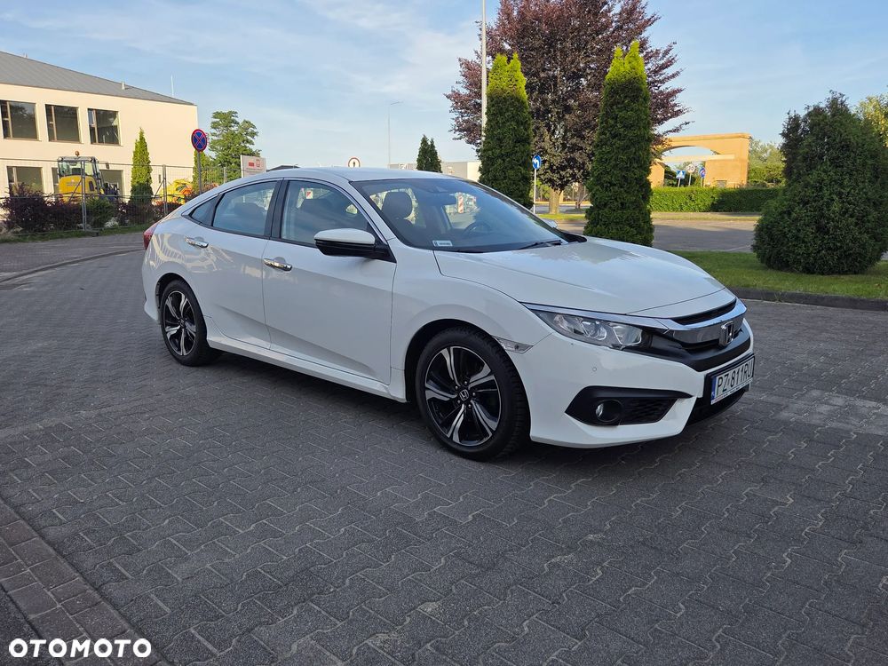 Honda Civic 1.5 T Prestige (Navi) - 2