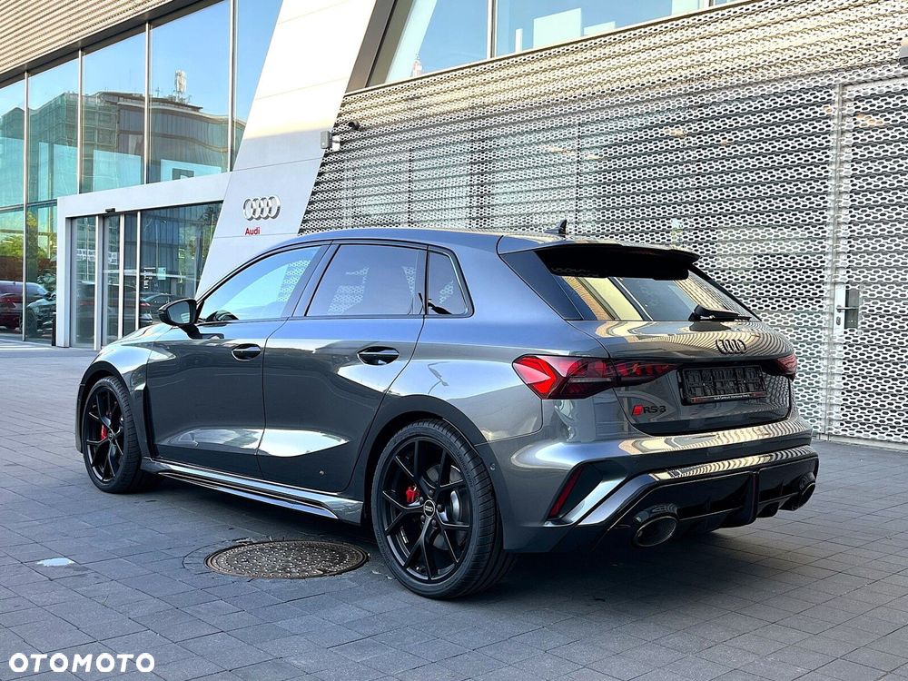 Audi RS3 Sportback - 4