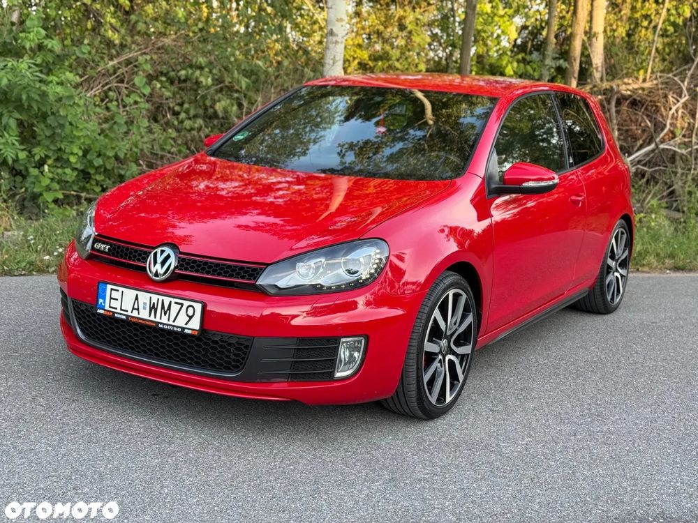 Volkswagen Golf 2.0 GTI adidas - 2