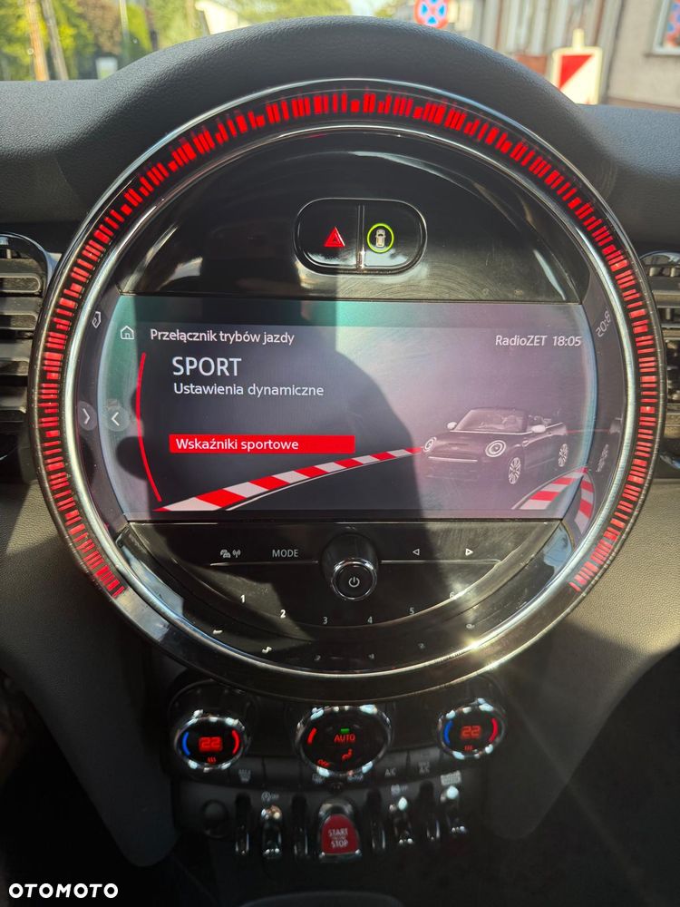 MINI Cooper Anniversary Edition - 18