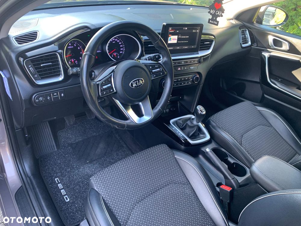 Kia Ceed 1.4 L Business Line - 14