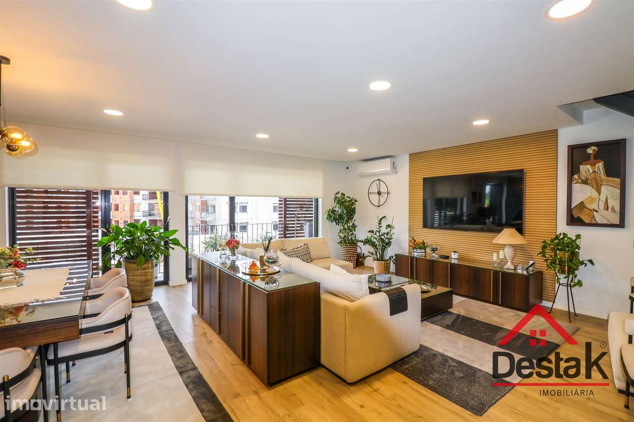 Apartamento T5 Duplex de Excelência na Avenida da Europa - Grande imagem: 2/34
