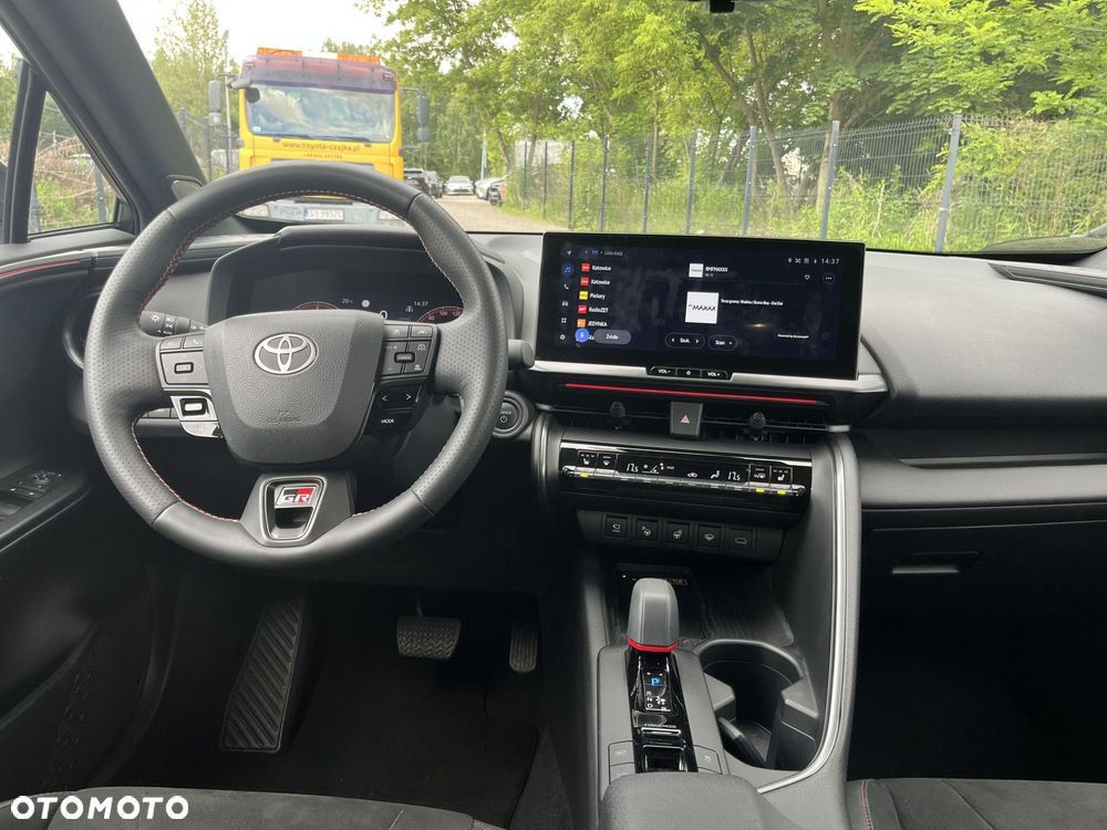 Toyota C-HR - 6