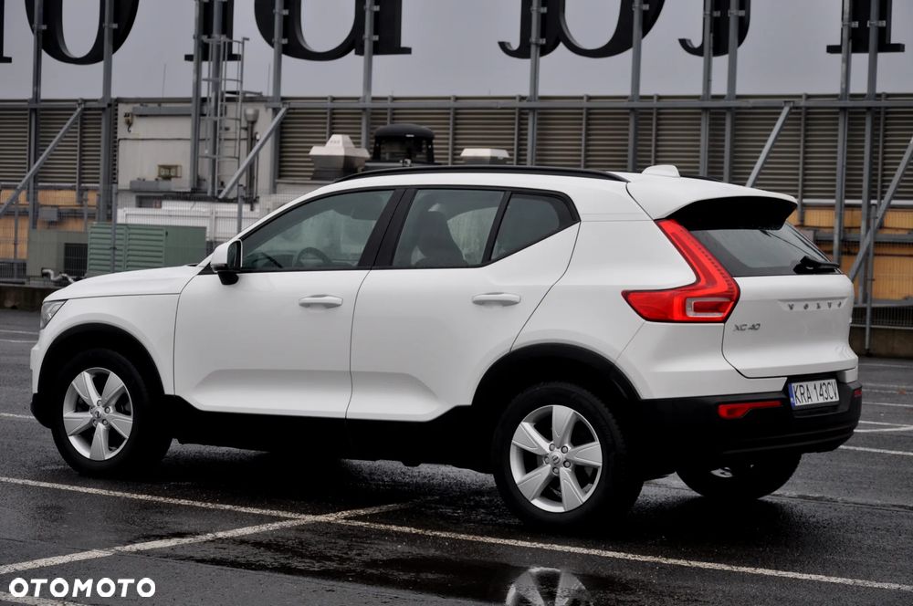 Volvo XC 40 D3 AWD - 4