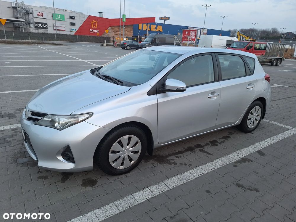 Toyota Auris 1.6 Dynamic - 3