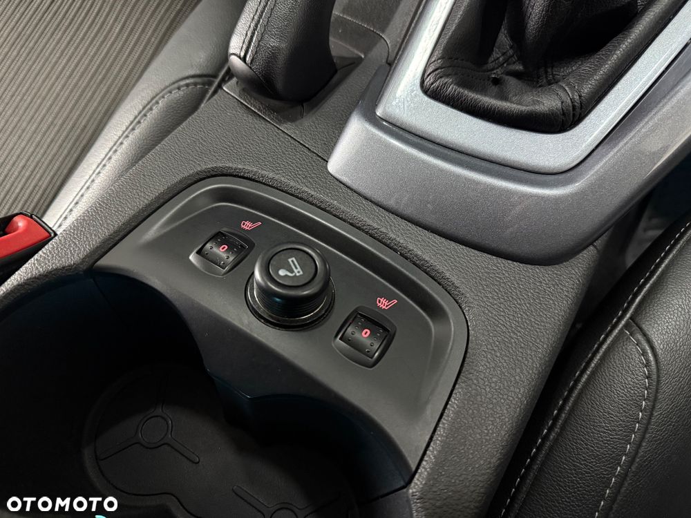 Ford Focus 2.0 TDCi Titanium - 16