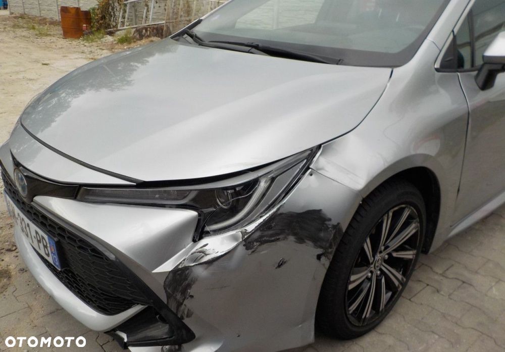 Toyota Corolla - 12