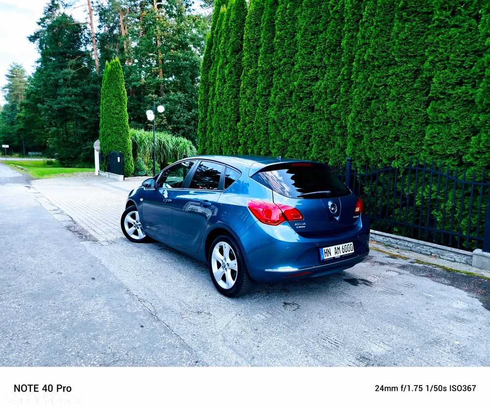 Opel Astra - 4