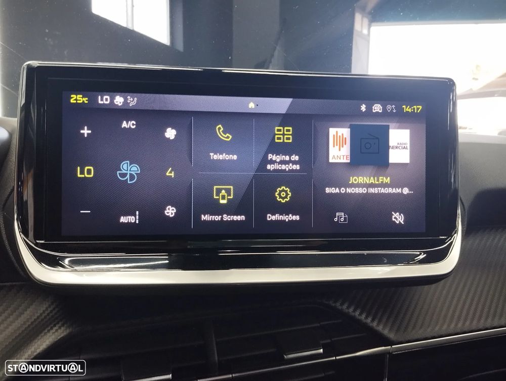 Peugeot 2008 1.2 Hybrid Allure e-DCS6 - 30
