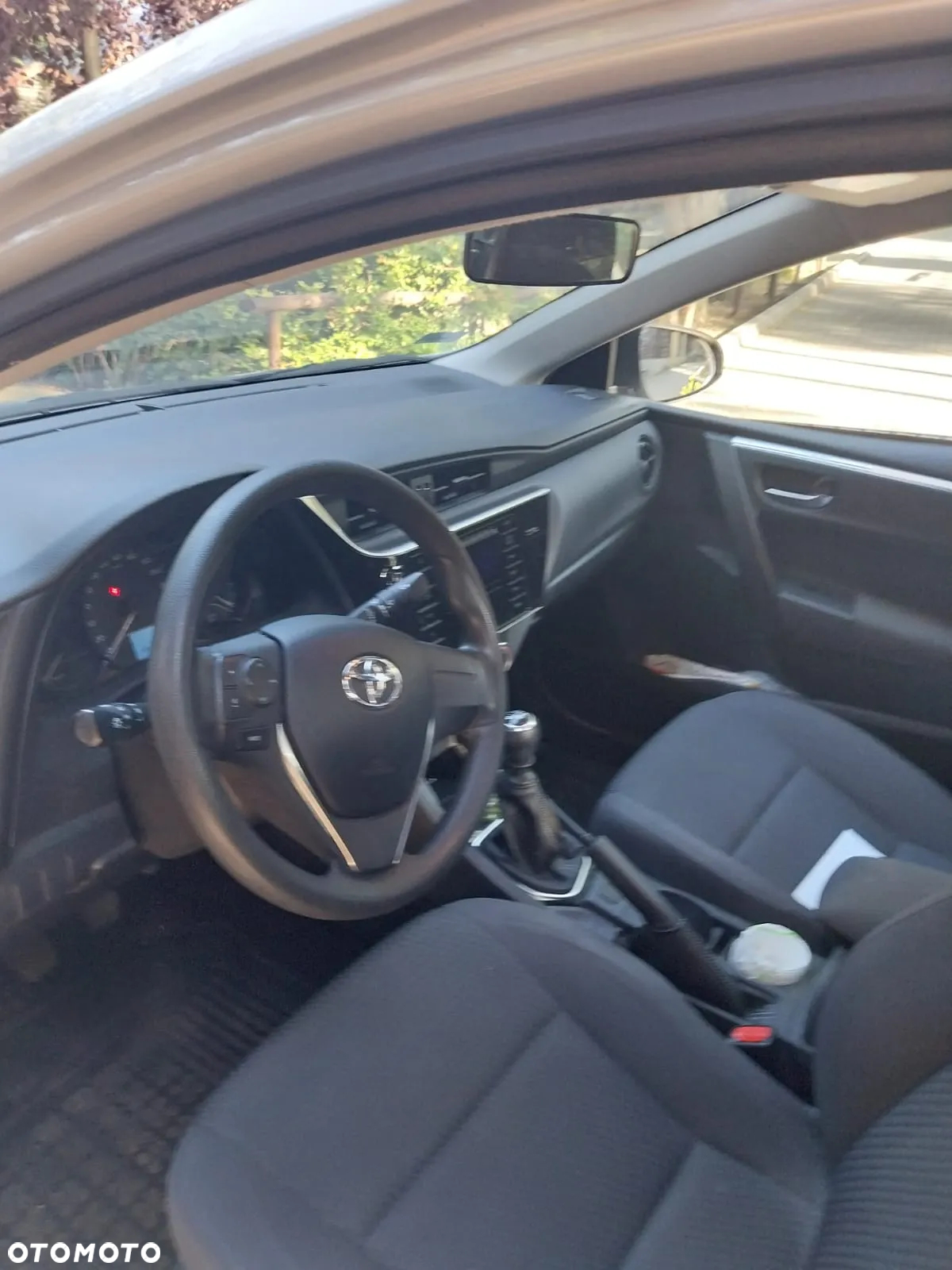 Toyota Corolla 1.6 Active - 9