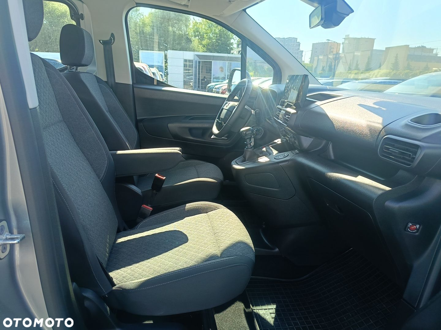 Opel Combo L 1.2 PureTech S&S - 7