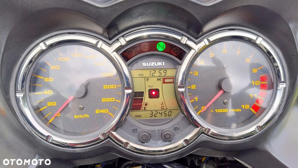 Suzuki DL - 7