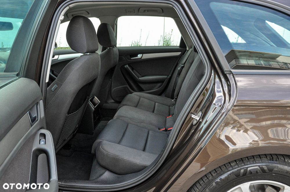 Audi A4 Avant - 8