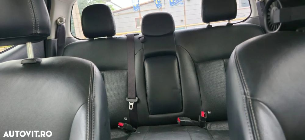 Mitsubishi L200 Double Cab 2.2 DI-D M/T Instyle - 11
