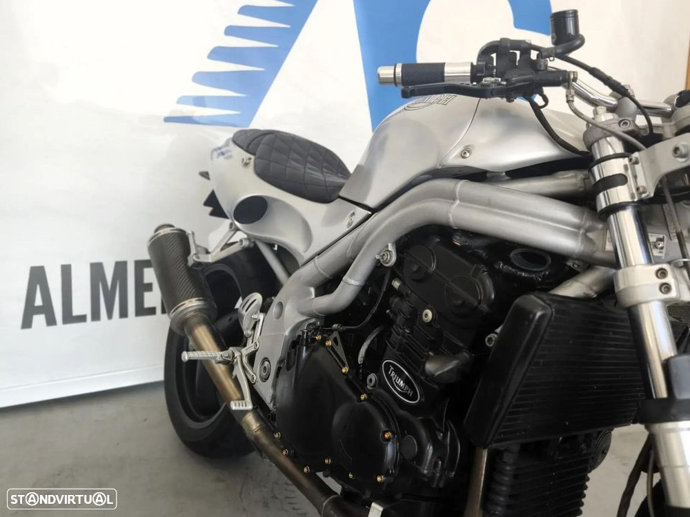 Triumph Daytona - 4