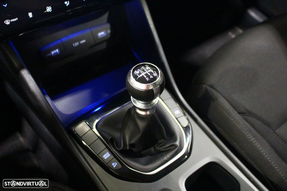 Hyundai Tucson 1.6 CRDi Premium - 30
