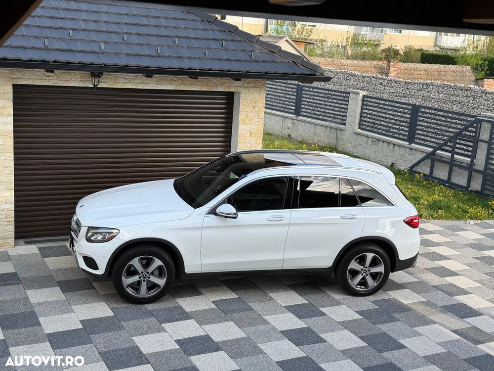 Mercedes-Benz GLC 300 4MATIC 9G-TRONIC Exclusive - 4
