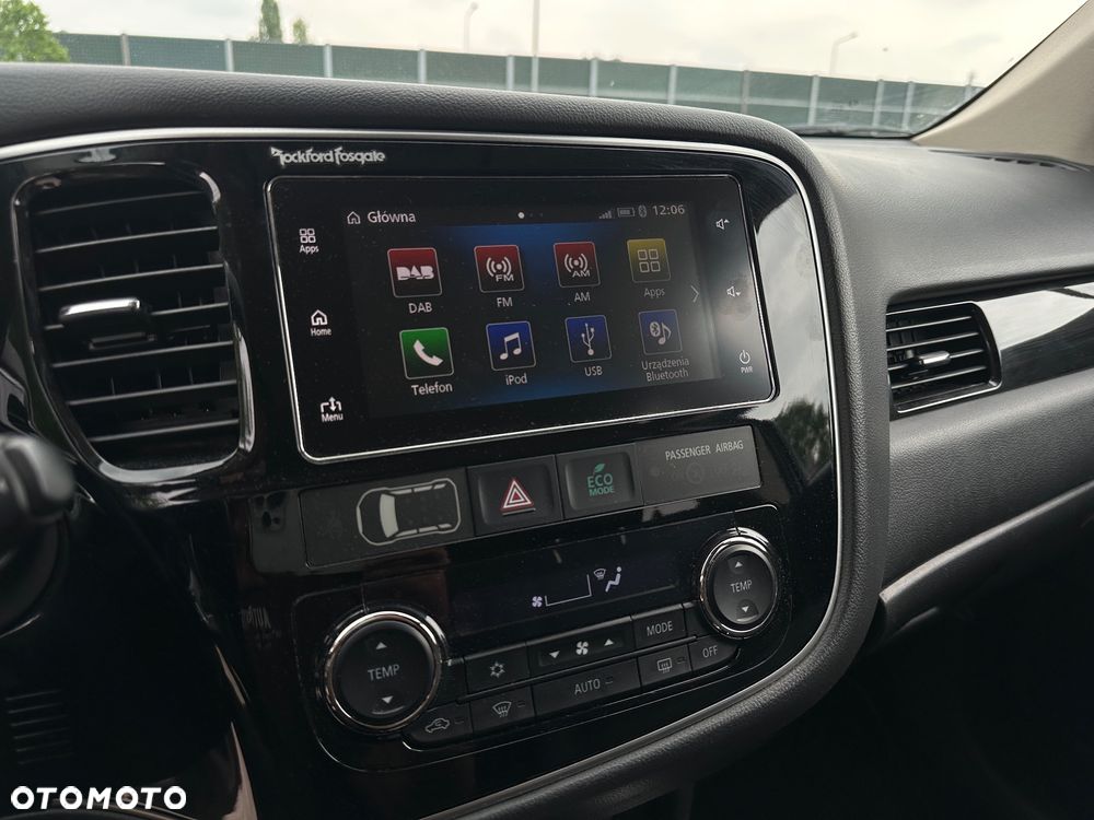 Mitsubishi Outlander Intense + - 28