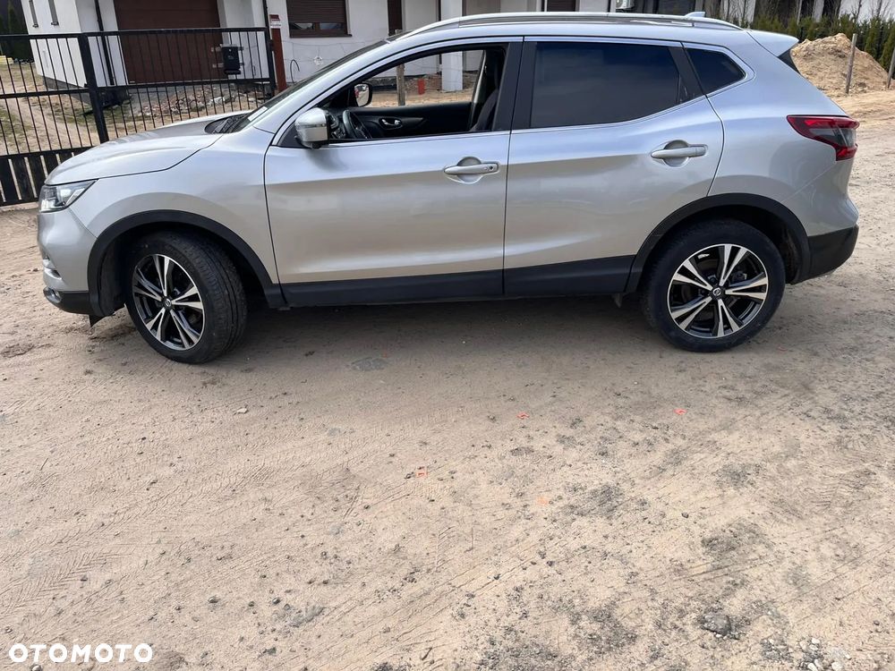 Nissan Qashqai 1.2 DIG-T 360 - 2