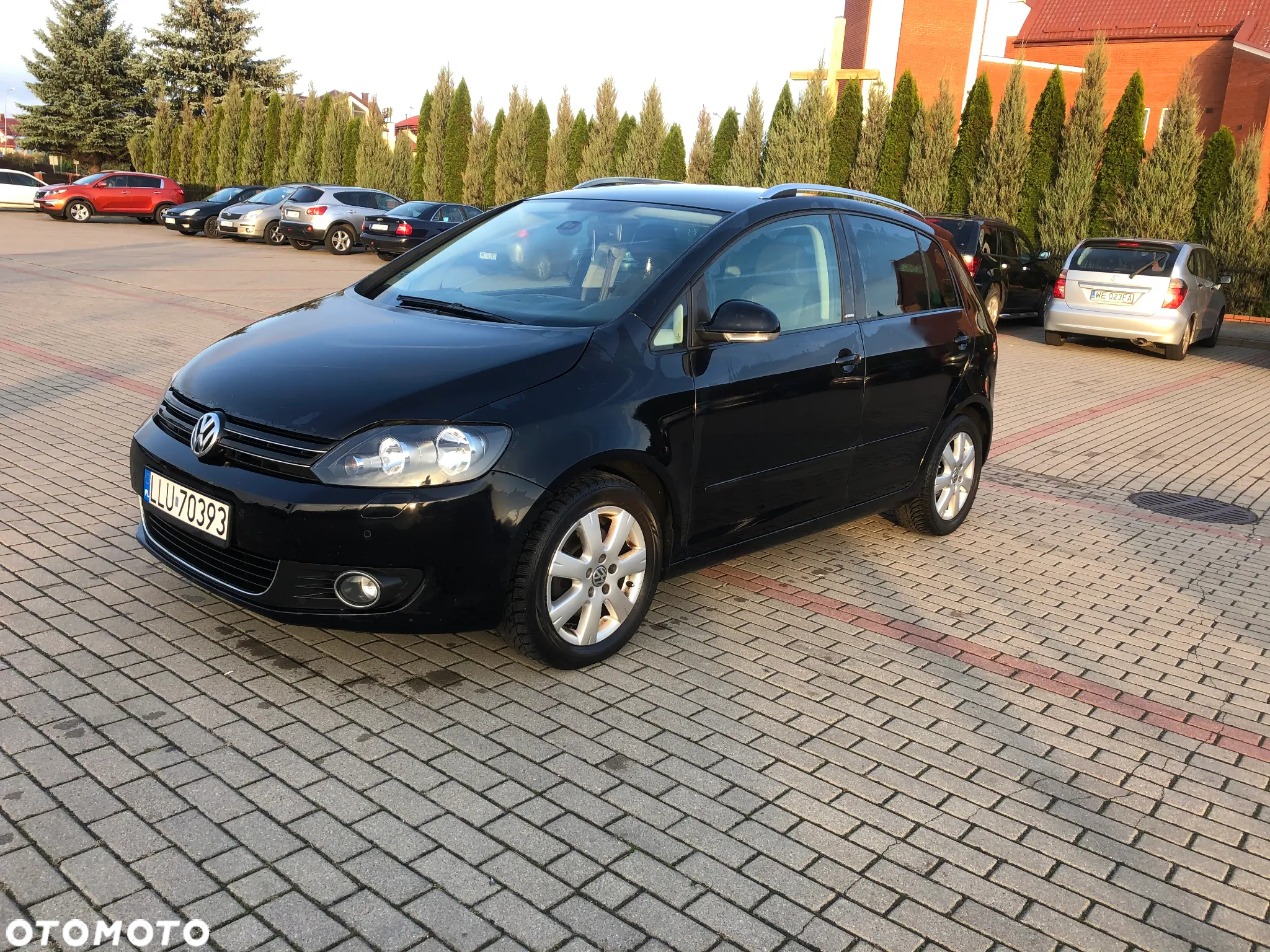 Volkswagen Golf Plus 1.6 TDI BlueMot Comfortline - 4