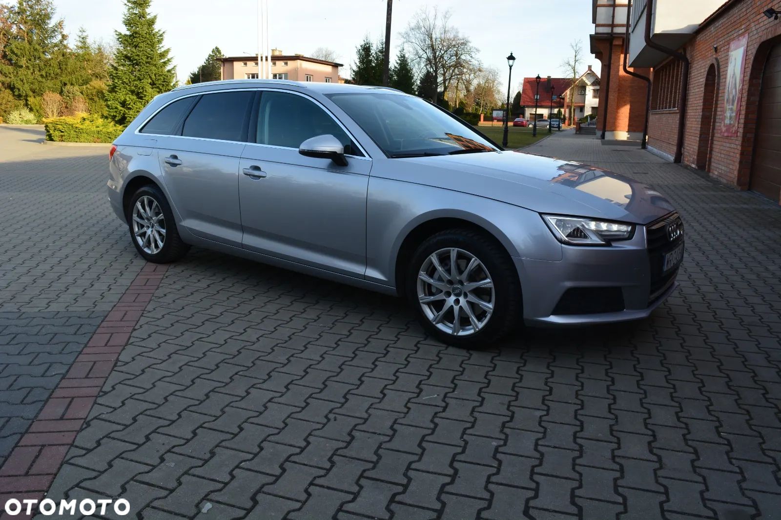 Audi A4 - 1