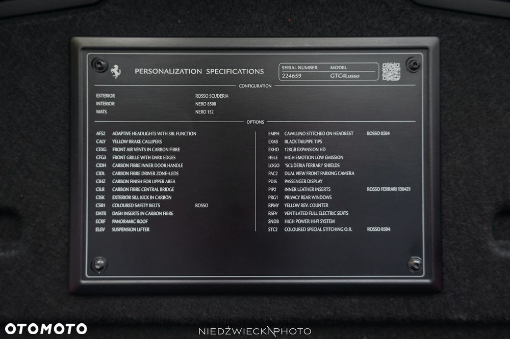 Ferrari GTC4Lusso - 40