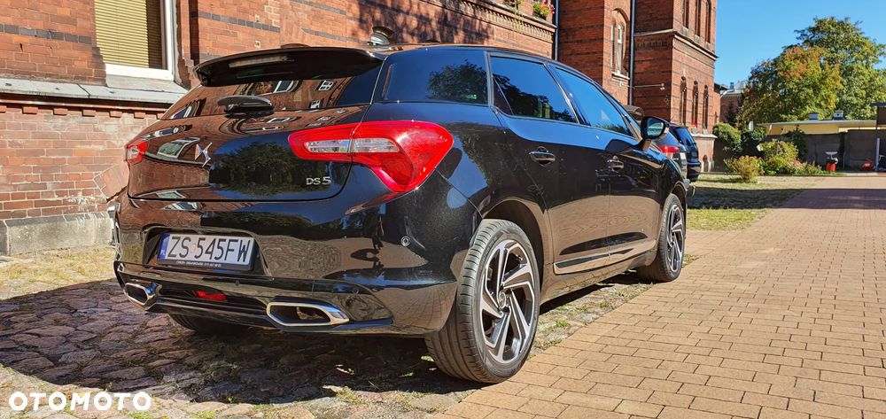 DS Automobiles DS 5 - 5