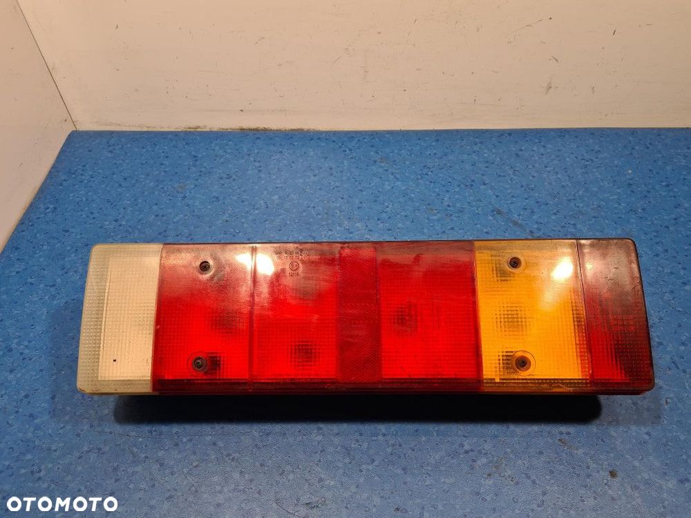 IVECO STRALIS AS LAMPA TYŁ LEWA ZEWNĘTRZNA - 1