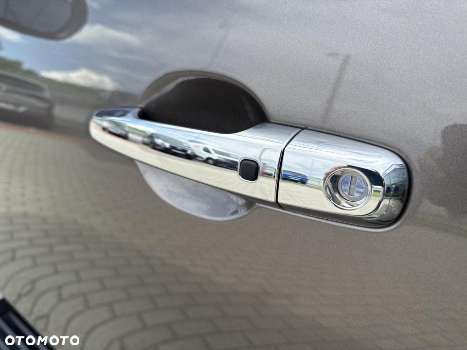 Mitsubishi L200 - 13