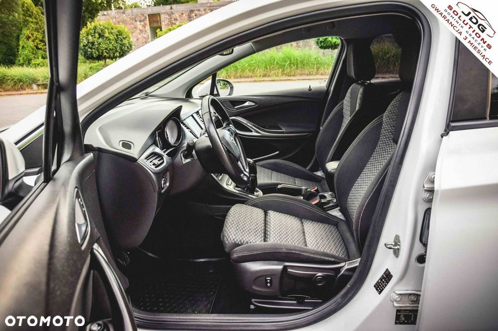 Opel Astra 1.6 D Start/Stop Innovation - 17
