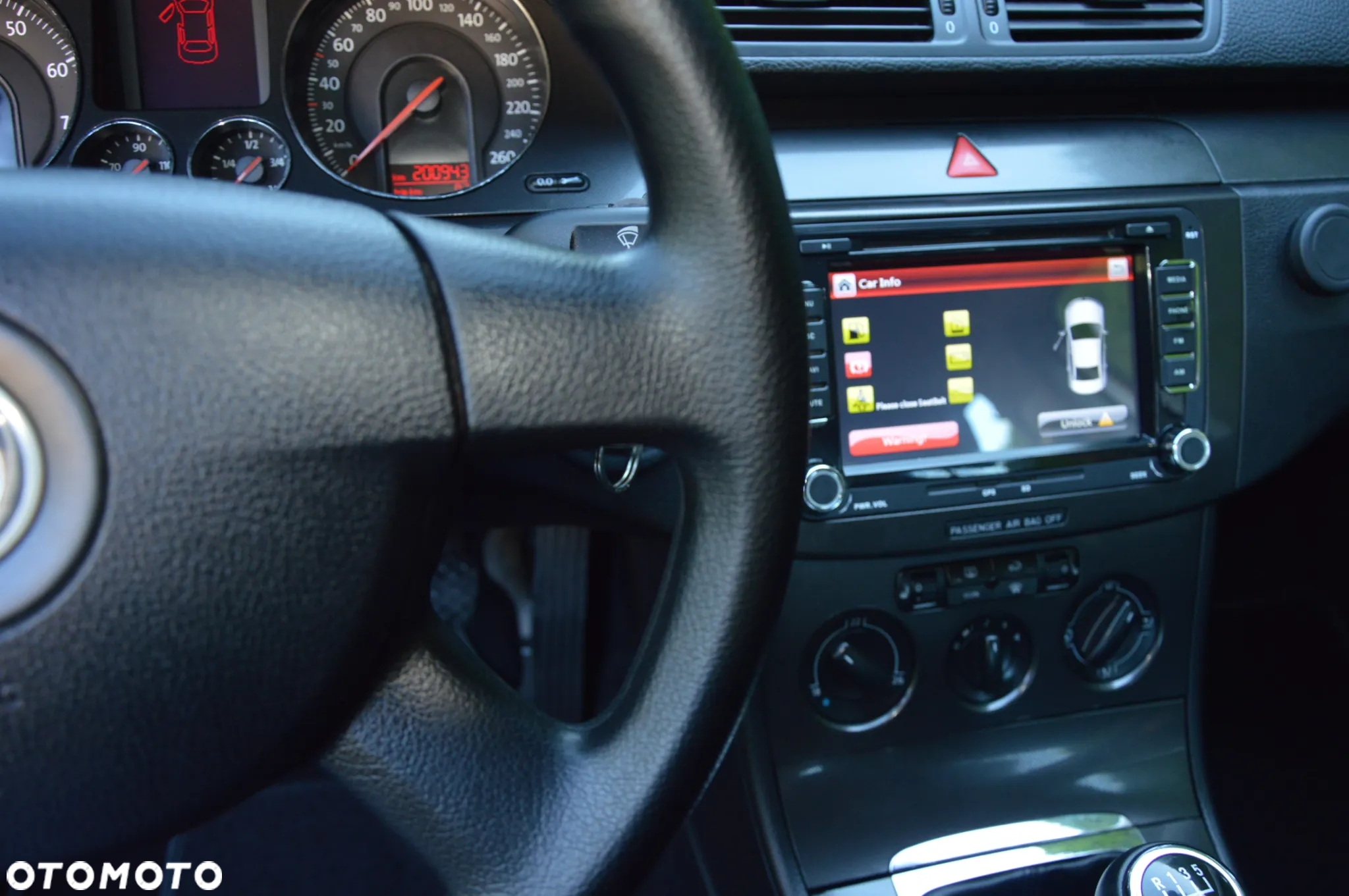 Volkswagen Passat 1.6 Trendline - 21